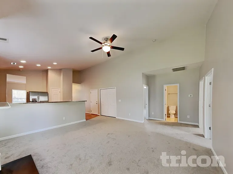 4 Cliffview Ct — Photo 2