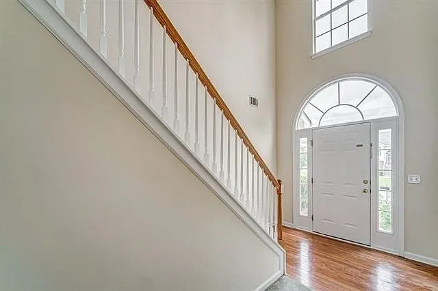 454 Sawtooth Ln — Photo 4