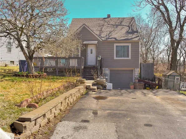 1813 N 38th St, Kansas City, KS 66102