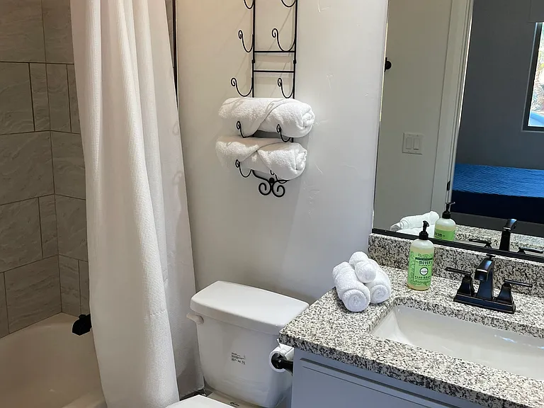 3212 S 4900 W — Photo 23