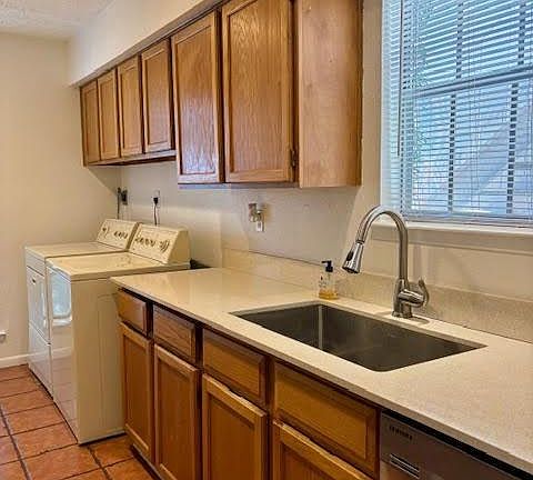 5th image of 3100 Jeanetta St APT 401