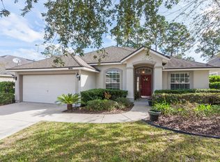 13855 Devan Lee Dr E, Jacksonville, FL 32226