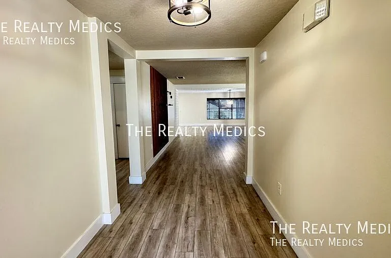 1040 Elderberry Dr — Photo 20