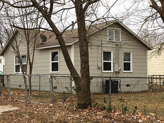 3rd image of 1248 N Winston Ave