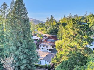 20 Valley Dr, Orinda, CA 94563