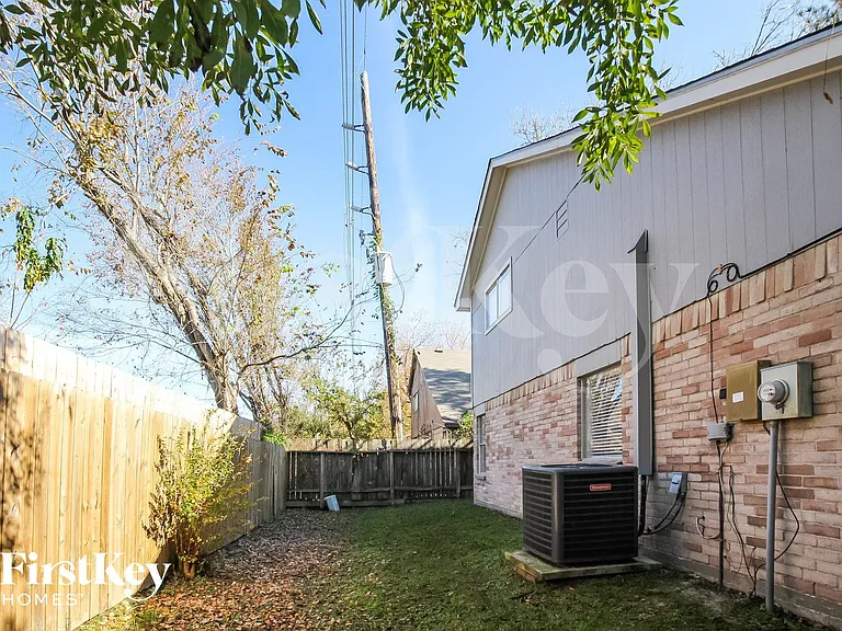 4831 Tealgate Dr — Photo 15
