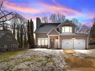 5303 Pondfield Dr, Greensboro, NC 27410