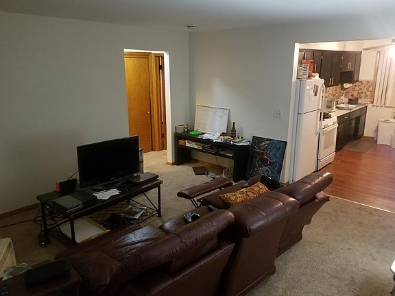 4th image of 117 S Dryden Pl #2N