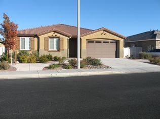 39542 11th St W, Palmdale, CA 93551
