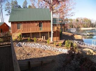 132 Briar Ct, Seneca, SC 29672