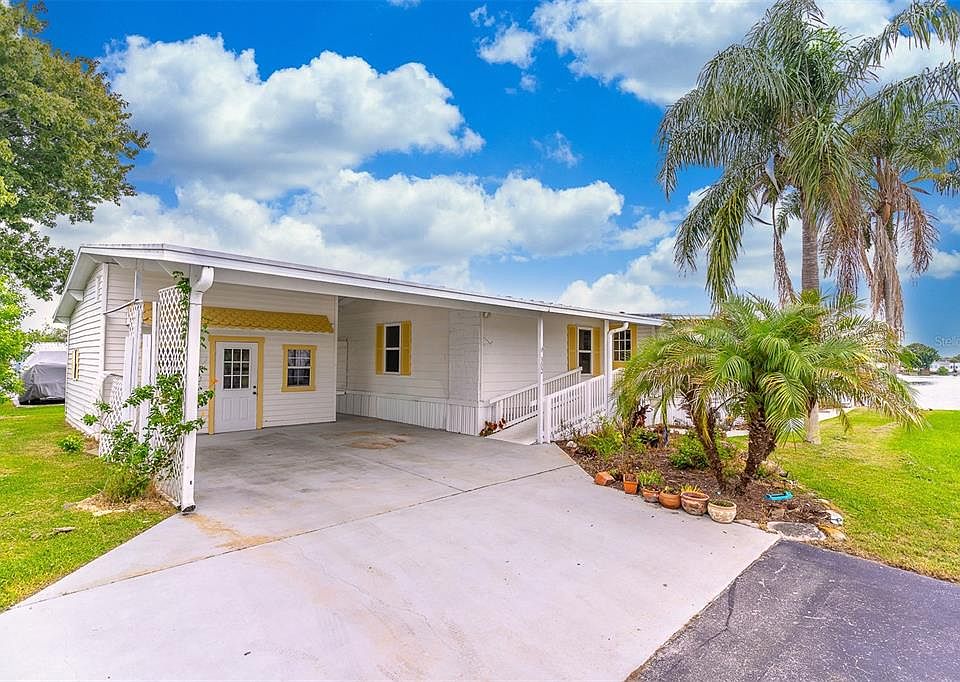 1st image of 302 Basswood Ct