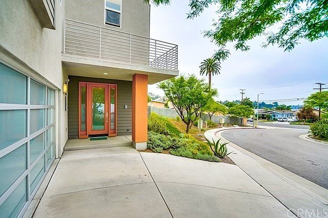 1st image of 1508 N Mercury Dr
