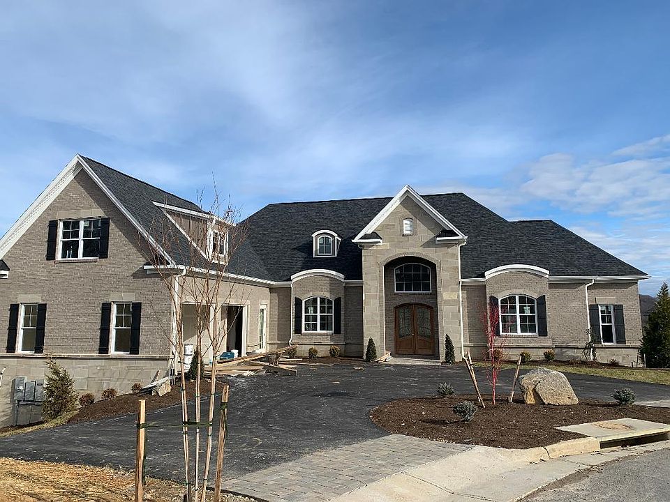 1st image of 7336 Burkwood Cir