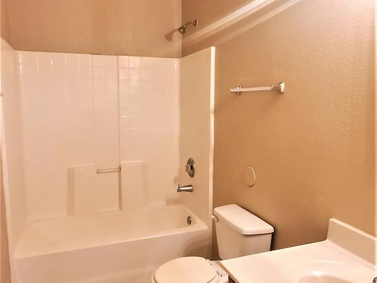 3408 Blue Earth Ln #C — Photo 13