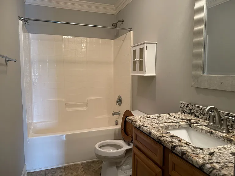 1205 Dexter Ridge Dr — Photo 11