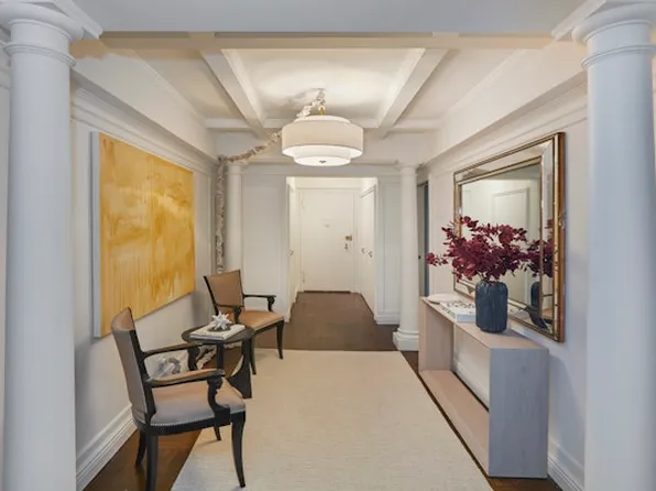 415 East 52nd Street image 14 of 14