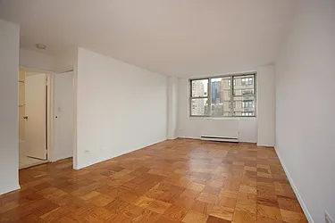Rented by Manhattan Skyline