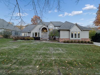 2856 Havenwood Dr, White Lake, MI, 48383