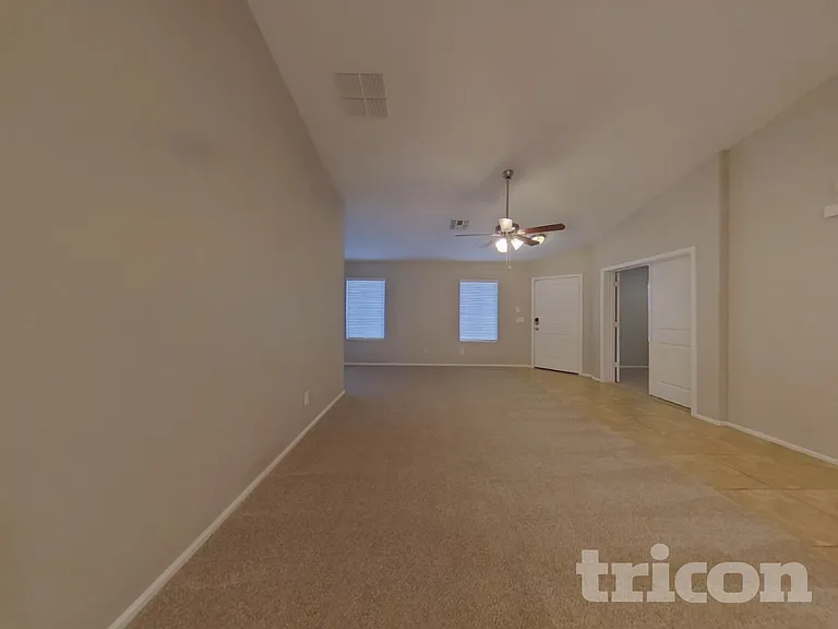 28876 N Coal Ave — Photo 2