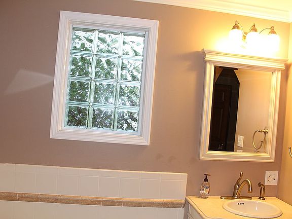 Spa Whirlpool Tub Window