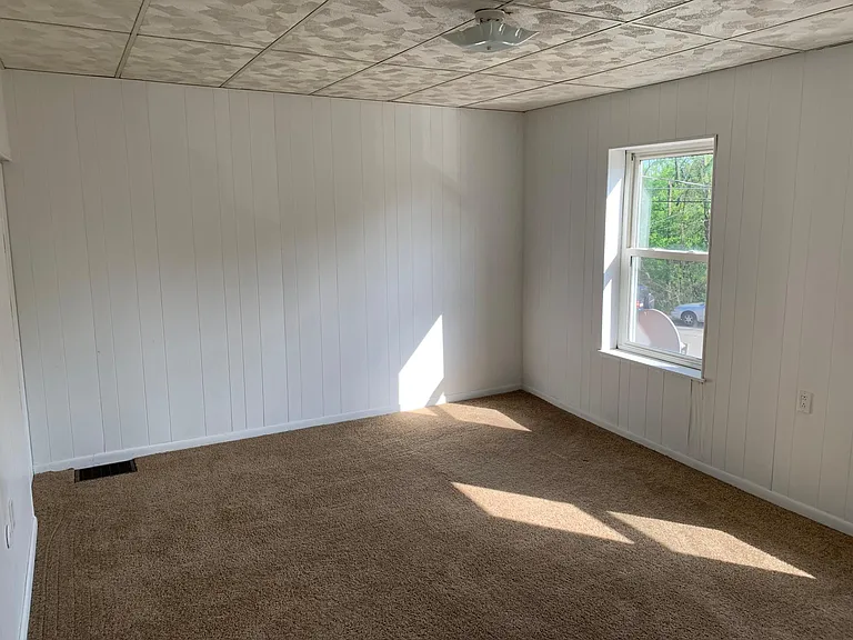 2829 Sumner St — Photo 12