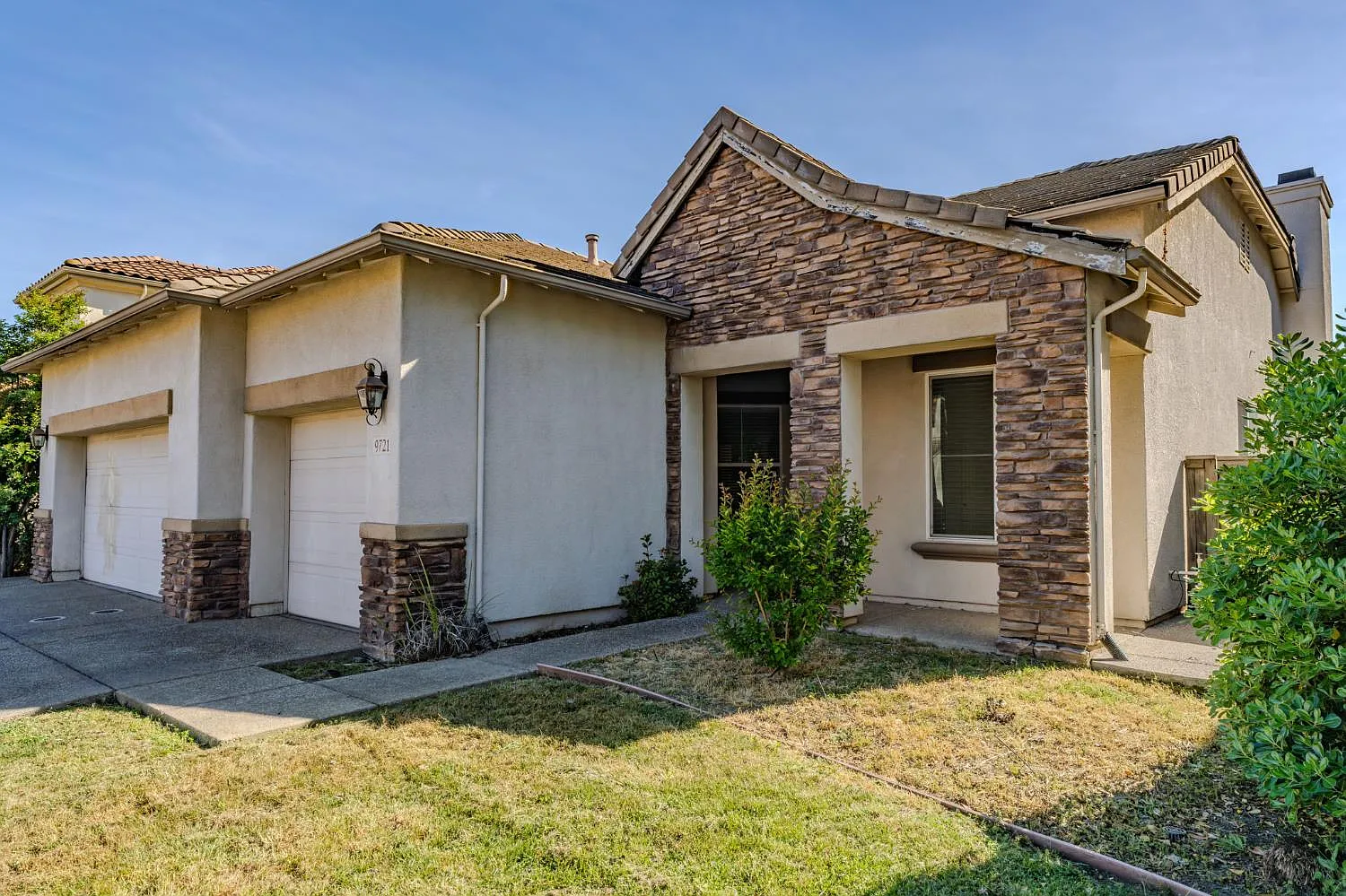 9721 Sand Hollow Way photo 1