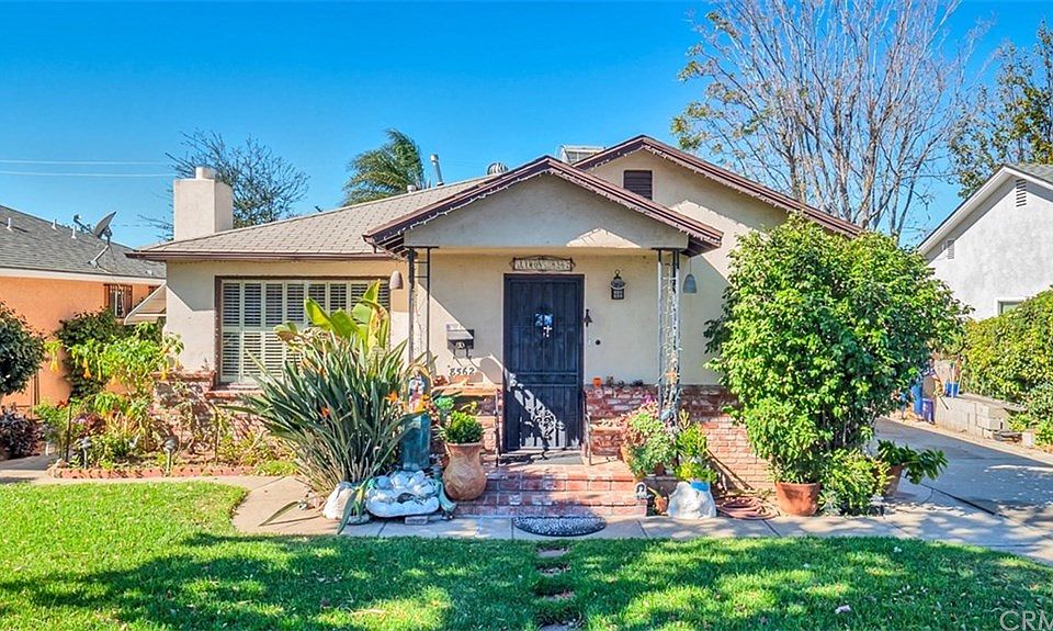 1st image of 8562 Palmetto Ave