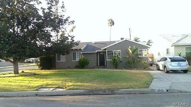 1st image of 1013 E Thelborn St