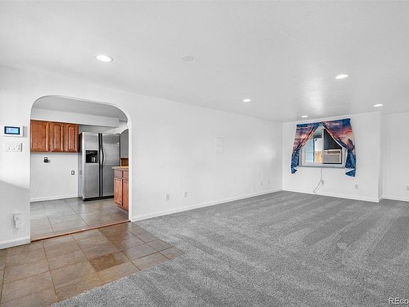 5th image of 6540 Poplar Street