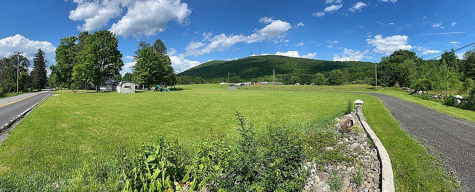 2nd image of 231-233 Pancake Hollow Rd