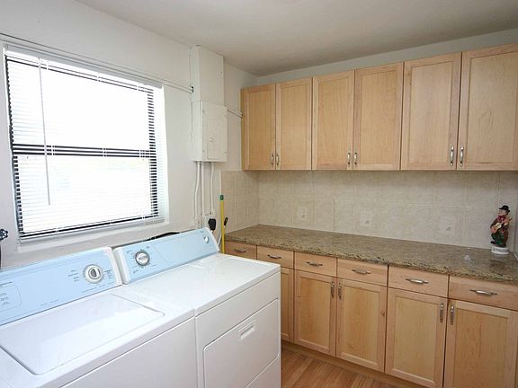 New appliances/cabinets