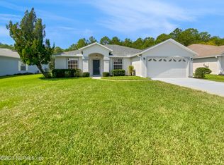 141 Johns Glen Dr, Saint Johns, FL 32259