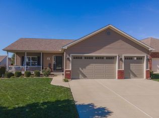 1617 Keybridge Way, Bloomington, IL 61704