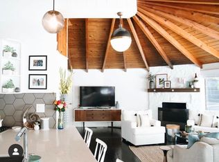 1620 Hygeia Ave #A, Encinitas, CA 92024