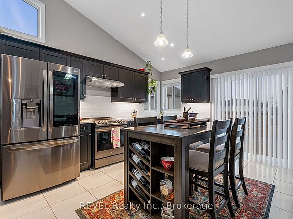 5th image of 7833 Oldfield Rd