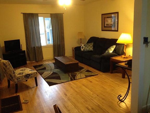 4th image of 1154 Lake Ave