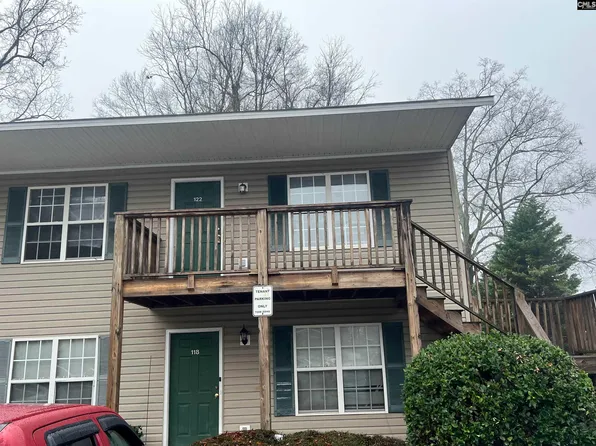 122 Hazelwood Ct, Greenwood, SC 29649