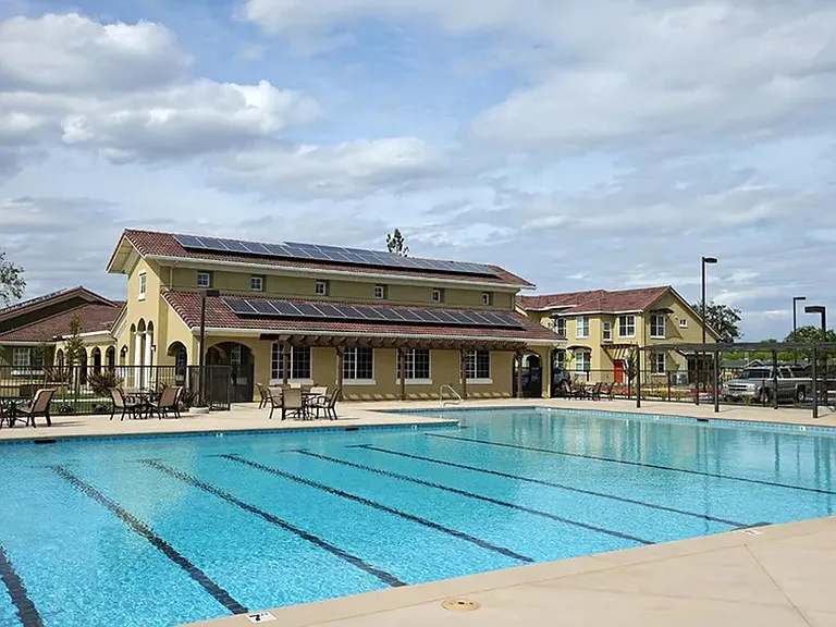 Parc Grove Commons — Photo 13