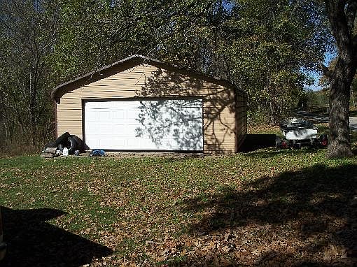 2nd image of 32551 S 630 Rd