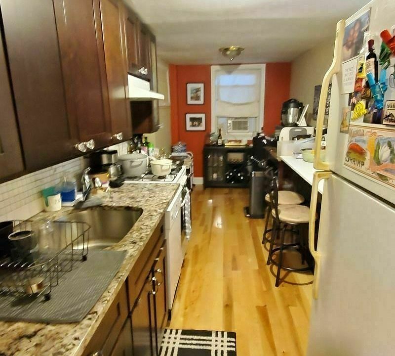 1st image of 28-29 41st St #1R