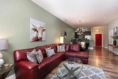 1000 Brookside Dr Photo 1