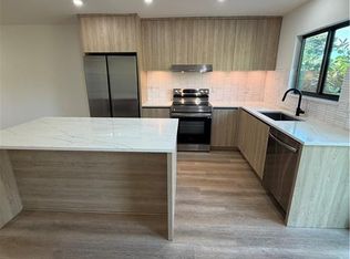 3619 Poplar Way APT B, Naples, FL 34112
