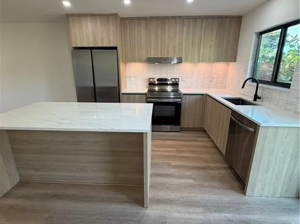 3619 Poplar Way APT B, Naples, FL 34112