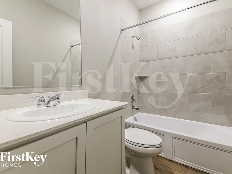 2304 O'Keefe Dr — Photo 17