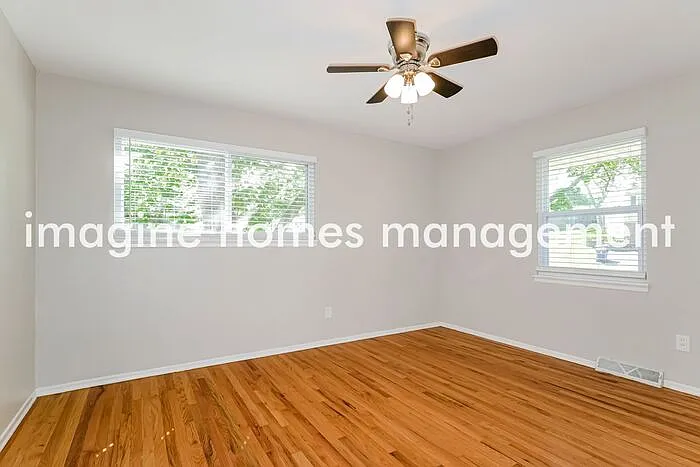 708 Chantilly Ct — Photo 11