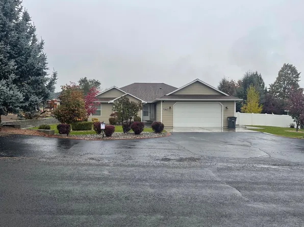 912 Putter Rd NW, Soap Lake, WA 98851