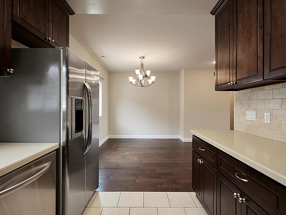 3rd image of 4376 Ethel Ave Unit 201