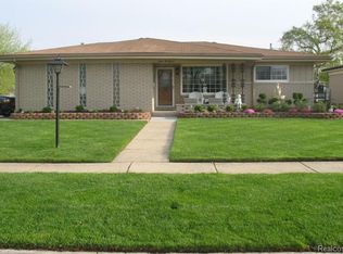 12211 Ewald Ct, Sterling Heights, MI 48312