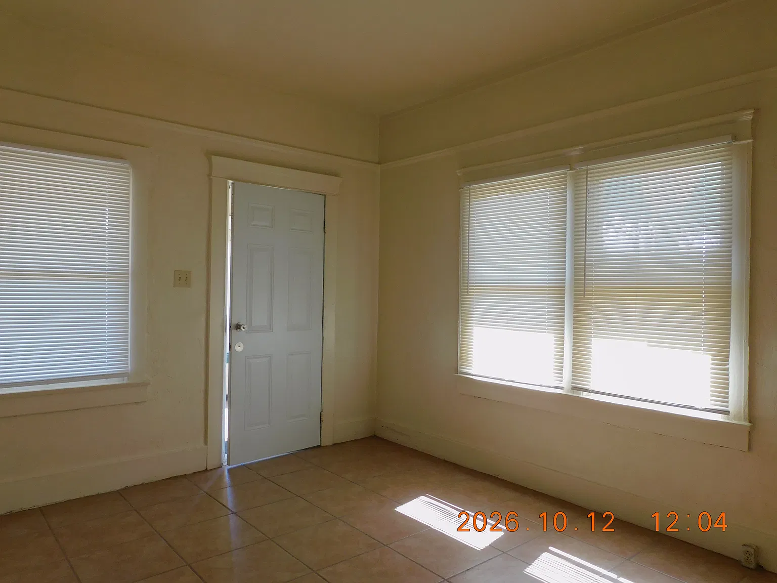 1 bed, $735 — Photo 2