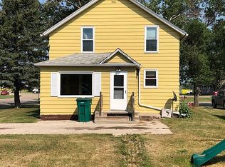 622 1st St, Langdon, ND 58249